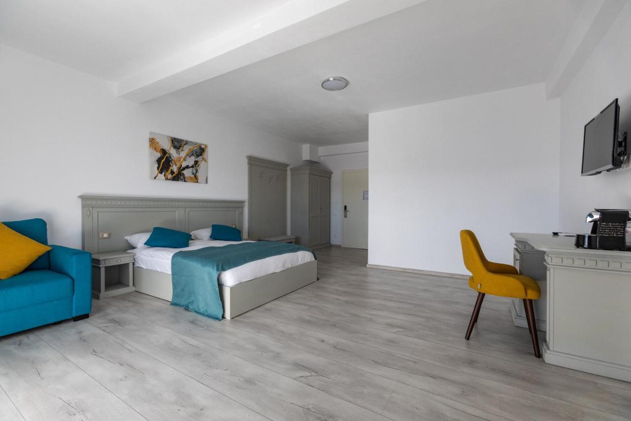 Sky Rooms Sub Coasta Екстериор снимка